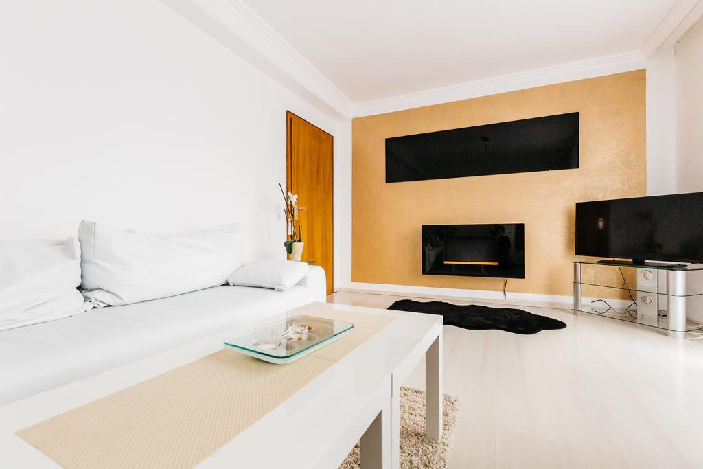 Apartments ノイス 部屋 写真