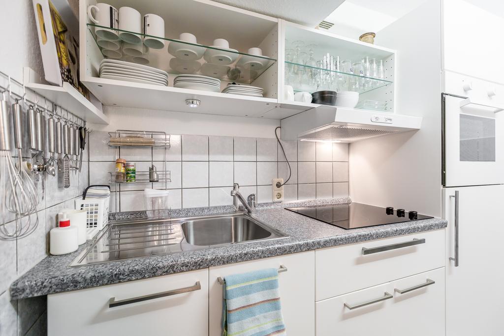 Apartments ノイス 部屋 写真